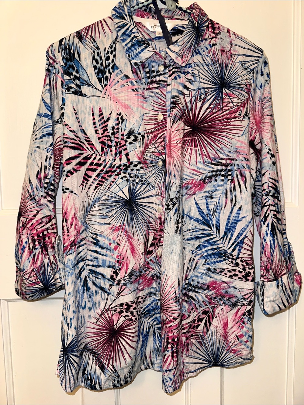⭐️ Northern Traditions Med Tropical Print Button-Down Shirt - Pink & Blue